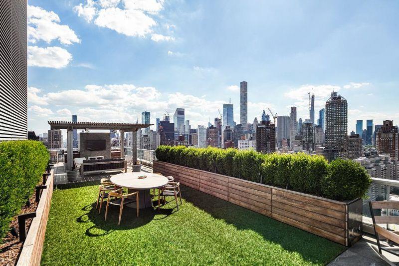 Jennifer Lawrence New York penthouse apartment