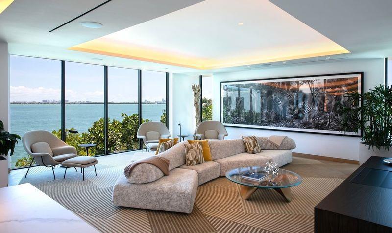 Miami Beach Spec Home Lists With $1 Million Aquarium