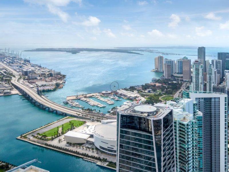 penthouse Miami building