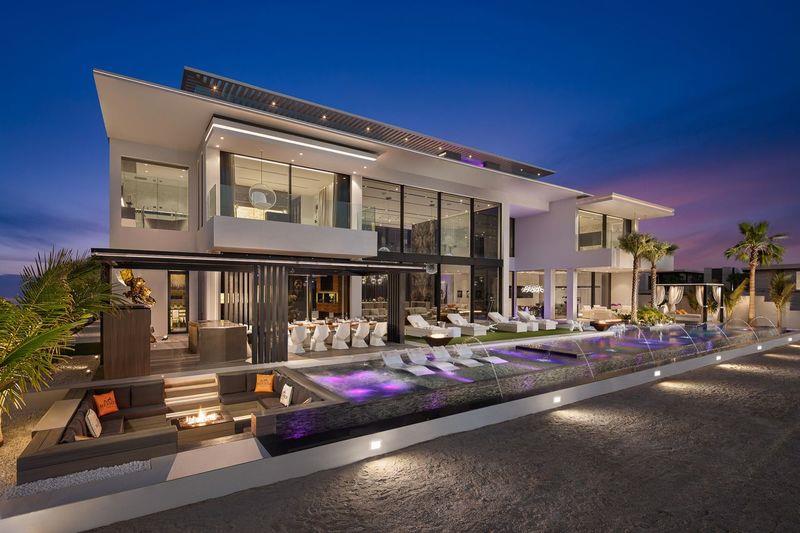 14,000-square-foot home on the Palm Jumeirah 