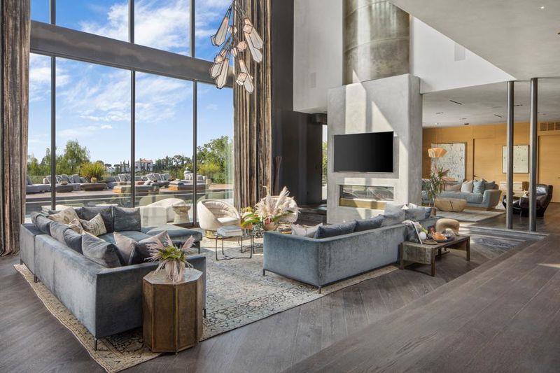 John Legend Chrissy Teigen Beverly Hills mansiom