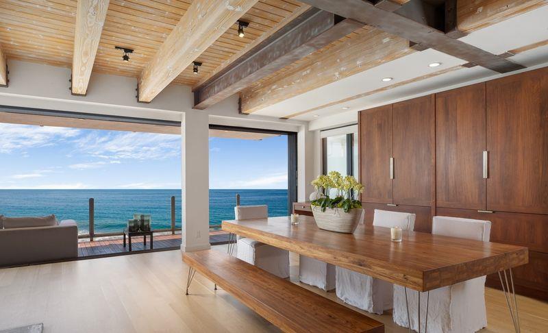 Matthew Perry lists his $14.95m Malibu beach house for sale