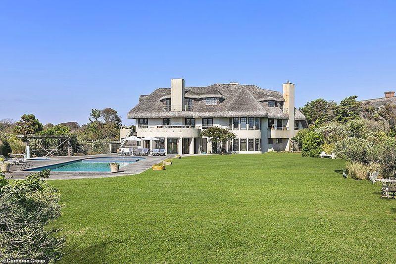  oceanfront home on 'Billionaire's Lane'