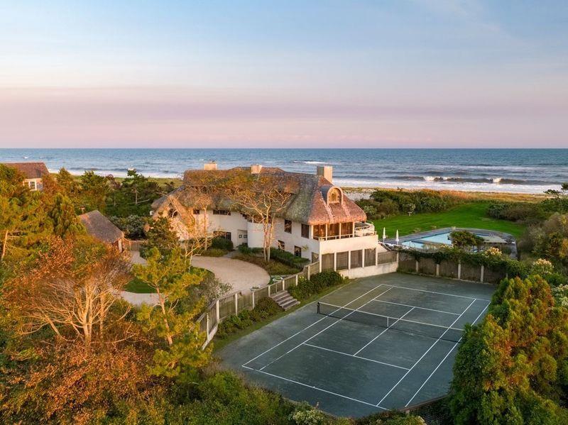  oceanfront home on 'Billionaire's Lane'