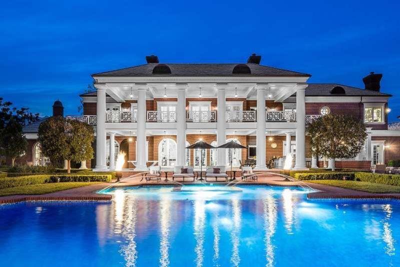 Wayne Gretzky Lists $23M California Home