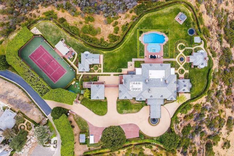 Wayne Gretzky Lists $23M California Home