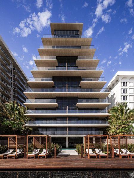 Developer Alex Sapir sells Arte penthouse for $33M