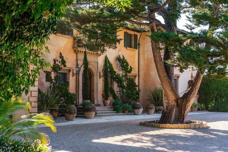 Montecito Home of Late Kleiner Perkins Co-Founder