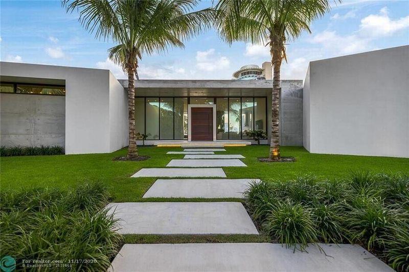 Giovani Bernard selling Fort Lauderdale home