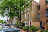 Washington Townhouse Barack Obama lived asks $1.27M