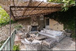 Superb and authentic Bastide near Mougins