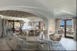 Luxury Apartment on the Marina
