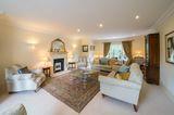 5 Bed House - Detached