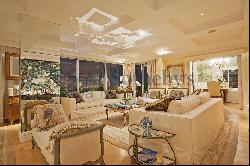 Exclusive penthouse in a coveted condominium