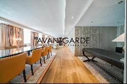 Luxurious apartment with hotel service in prime inner city location