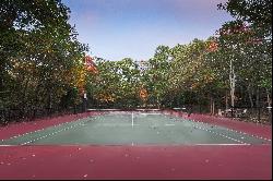 Pool and Tennis on Neck Path