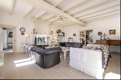 For Sale superb fully renovated C18th property