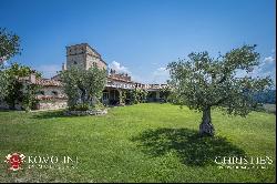Umbria - RESTORED LUXURY FARMHOUSE FOR SALE AMELIA
