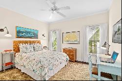EAST HAMPTON UPDATED TRADITIONAL WITH BEACHY LOOK AND FEEL