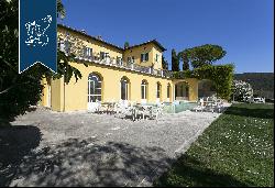 Luxury estate with swimming pool for sale in Perugia