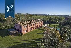 Stunning farmstead for sale, surrounded by Maremma's beautiful countryside