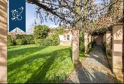 Villa for sale on Lucca's hills in Tuscany