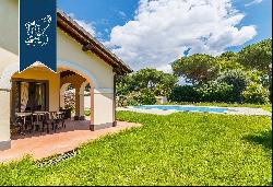 Villa with swimming pool for sale near Tarquinia's sea
