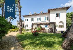 Luxury villa for sale by the sea in Massa