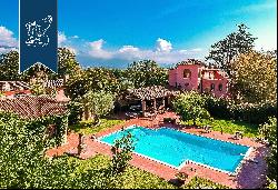 Villa with swimming pool and tennis court in Caserta