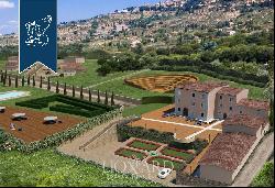 Luxury villas for sale in Cortona