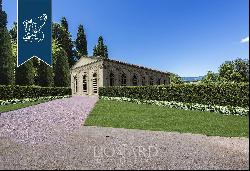 Historical villa for sale in the heart of Tuscany