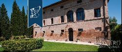 Villas for sale in Tuscany near Siena