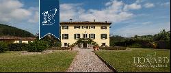 Luxory villas in Lucca