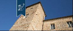 Castle for sale in Massa Carrara, Tuscany
