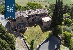 Luxury country house for sale near Siena