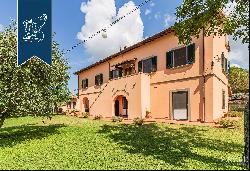 Luxury property with well-equipped swimming pool for sale in Rosignano Marittimo