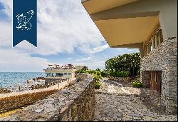 Stunning sea-facing villa for sale in Castiglioncello