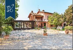 Elegant country estte surrounded by nature near Milan
