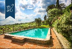 Historical villa with pool for sale in San Casciano in Val di Pesa