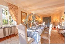 Ref. 4719 Elegant villa with park and swimming pool on the hills near Florence
