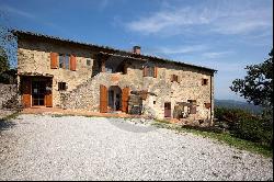 Ref. 3458 Typical stone farmhouse in Greve in Chianti