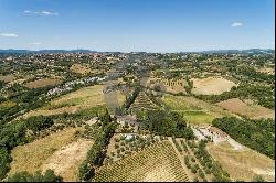 Ref. 6322 Wonderful castle with vinery and period residence near Siena