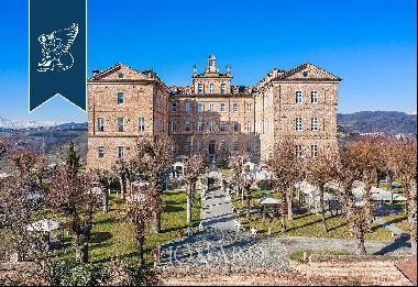 Majestic luxury estate towering the upland of Montaldo Torinese