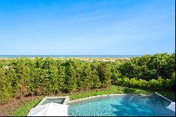 Spectacular Oceanfront with Pool, Tennis and Beach Cabana