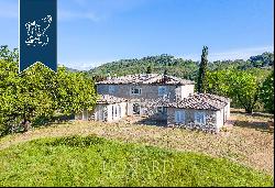 Luxury estate with 30 hectares of grounds framed by Umbria's stunning hills