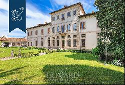 Prestigious historica property surrounded by a naturalistic context of great beauty near M
