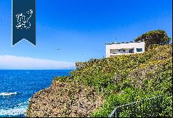 Exclusive estate with private pier and exclusive access to Sestri Levante's sea