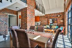 Loft living for the professional in Stellenbosch Central