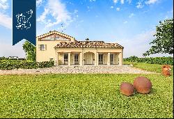 Dream villa surrounded by the leafy Emilia Romagna region