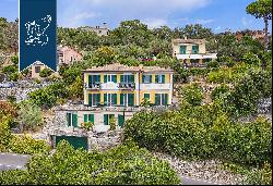 Wonderful property for sale with a view of the Ligurian Sea